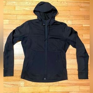 Isaora Taped Seam Hoodie Black on Black Men’s M